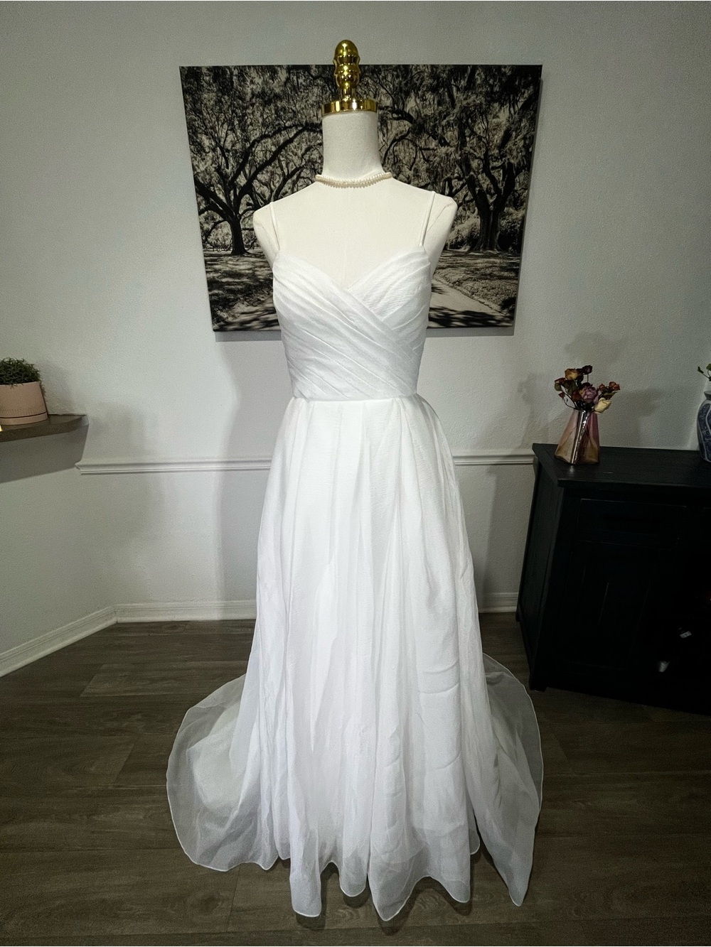 NWT David's Bridal Soft White Ruched Bodice Wedding Dress size 4